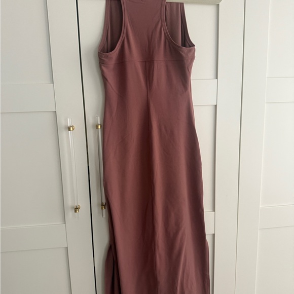 Lululemon Athletica Red Halter Sheath Midi Dress - Picture 2 of 4